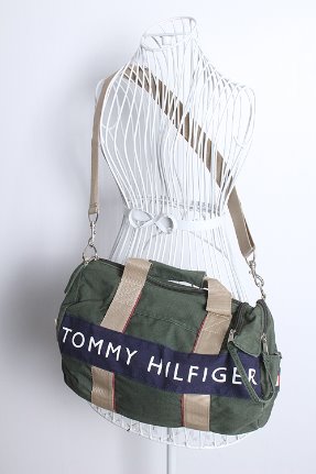 TOMMY HILFIGER (34cm x 17cm)