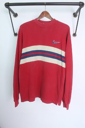 ~90s NIKE (S~M)