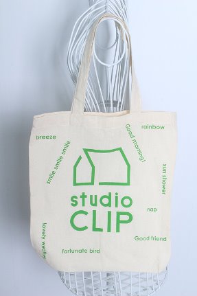 studio Clip (32cm x 36cm)