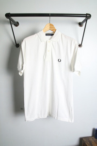FRED PERRY  (XL)