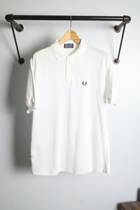 FRED PERRY  (XL)