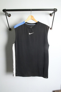Nike (XL)