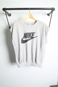 Nike (XL)