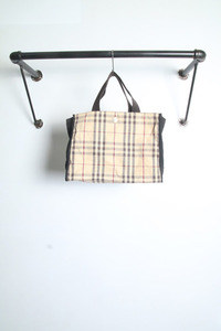 BURBERRY ( 40 cm x 24 cm ) made in ITALY