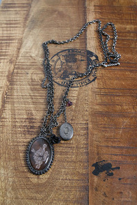 antique  necklace 