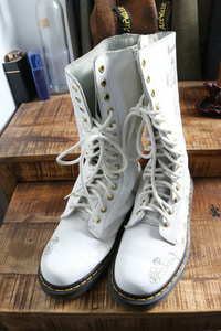 Dr.Martens (240)  &quot;made in england &quot; 
