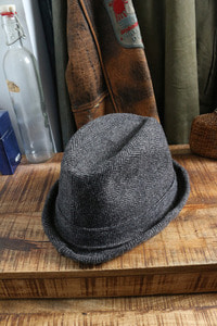 NEW YORK HAT Co. &quot;made in USA.&quot; wool