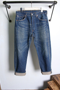 Levi&#039;s (31~33) made in USA