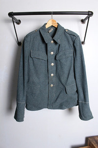 original swiss army green coat (M)