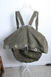  military bag  (69cm x 81cm)