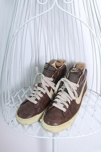 NIKE (275) &quot;Leather&quot;