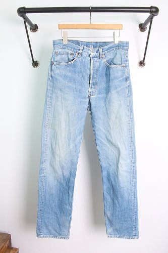 Levi&#039;s 501xx (31~32) &quot;made in USA&quot;