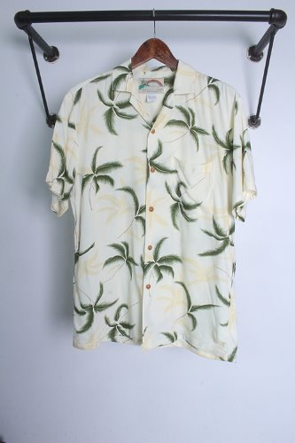 PARADISE FOUND (M) rayon &quot;made in HAWAII&quot;