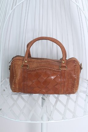 Leather (22cm x 15cm)