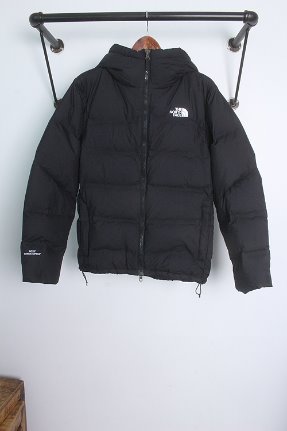 THE NORTH FACE (S) &quot;GORE WINDSTOPPER DOWN&quot;