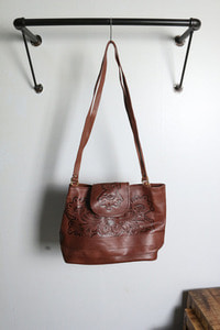 FLORES BAGS ( 44 cm x 31 cm ) hade made &quot;Leather&quot;