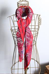 Christian Dior  ECHARPES ( 88 cm x 88 cm ) &quot;silk&quot;