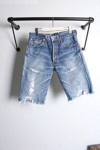 Levi&#039;s 501  (30~31) &quot;made in USA&quot;